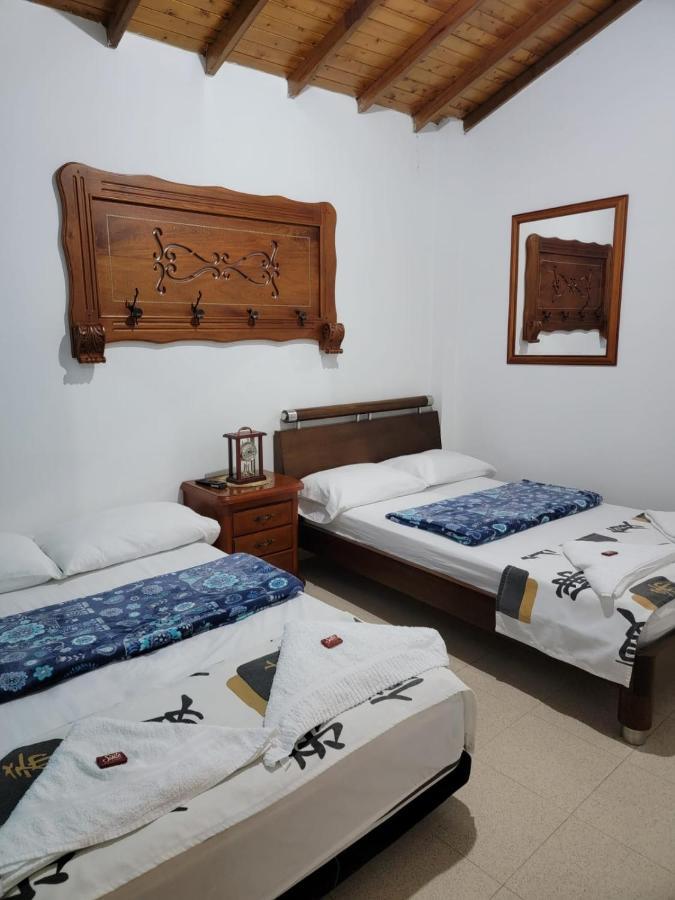Hotel Rosita 2 à Jardín Extérieur photo